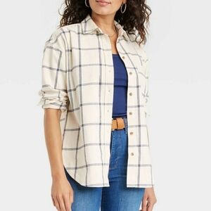 NWT Universal Thread Ivory Plaid Oversized Fit Flannel Shirt Size XSmall